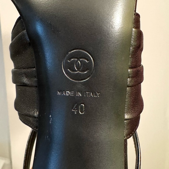 Chanel sandals (Authentic) - Picture 10 of 14